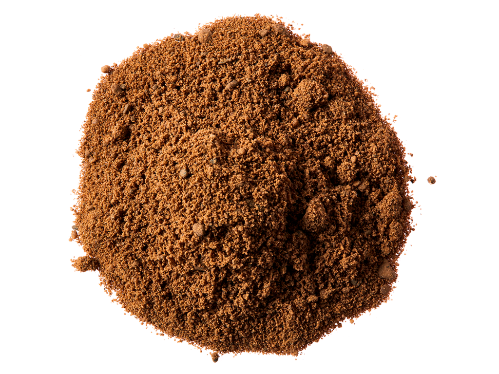 Enduit de base et de finition en argile à une ou plusieurs couches pour l’intérieur. L’enduit de terre Mineral 20 est un enduit de base et de finition en un seul produit. Son sable cassé lui confère de la solidité. Après l’application, le mortier prend très rapidement et peut être rapidement travaillé. En tant qu’enduit de base, il convient à tous les enduits de finition en terre Claytec grossiers et fins, par exemple YOSIMA. En tant qu’enduit de finition rugueuse ou également lisse, avec une texture de surface minérale et sans paille, il peut être peint avec le système d’enduit d’argile Clayfix.