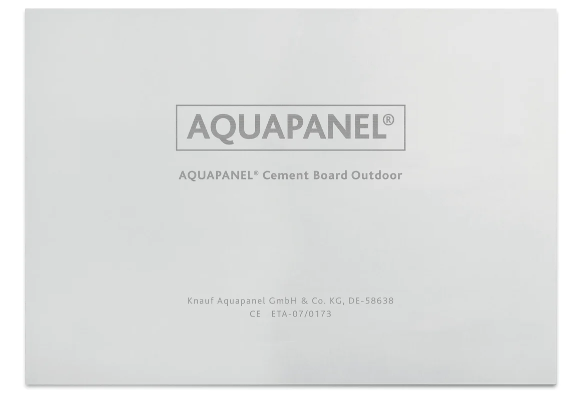 La plaque Knauf AQUAPANEL® Outdoor est une plaque de ciment, armée sur chaque face par un treillis de fibres de verre traité contre les alcalis, particulièrement adaptée pour la réalisation de bardages, plafonds, soffites et autres applications extérieures, en tant que support de finition.