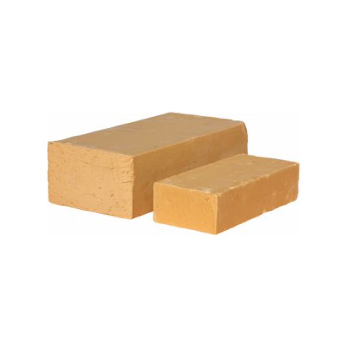 Les briques de terre crue ARGITECH + possèdent de nombreux atouts comme l’apport de masse thermique, la dureté, la régulation de l’humidité. Elles répondent à la norme XP P 13901. Ce revêtement aux finitions délicates transforme vos murs en œuvres d’art, alliant naturel et élégance. Sa richesse chromatique vous invite à personnaliser vos espaces avec des nuances subtiles, reflétant à la fois le luxe et la douceur des matériaux nobles. Grâce à une texture unique et un toucher velouté, il confère à vos intérieurs une atmosphère chaleureuse et distinguée, faisant de chaque pièce un refuge raffiné.

Depuis 2025, les briques de terre crue ARGITECH + ont obtenu deux certifications délivrées par le CSTB : un classement européen A1 en réaction au feu et un classement EI 60 en résistance au feu.