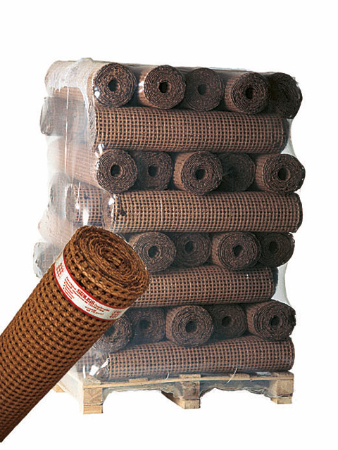 Le tissu standard Stauss est un support d'enduit pour des exigences de performance élevées, composé d'un treillis métallique avec des croisillons en argile pressés et cuits à dureté de brique.